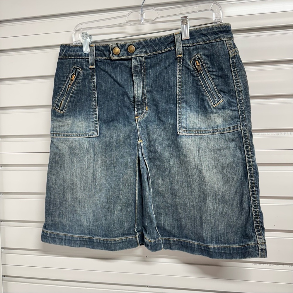 Gap Denim Skirt with Zipper Details
